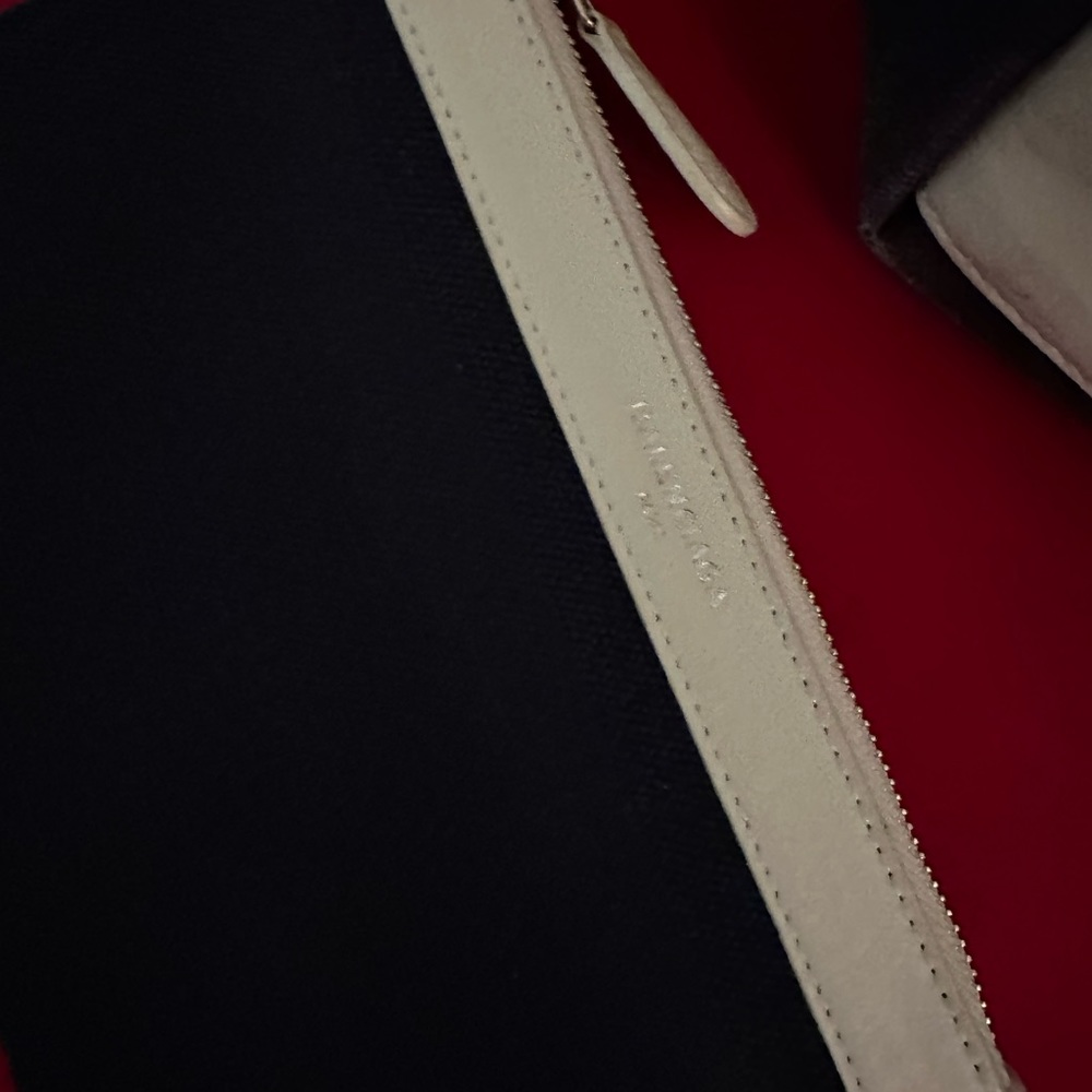 Balenciaga Small Navy Cabas Tote. - Picture 6 of 11